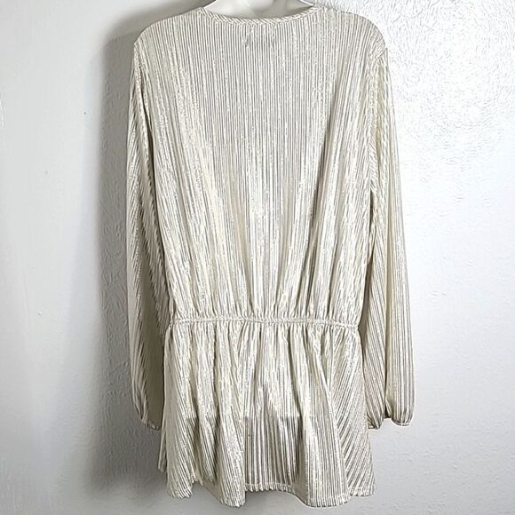 Lane Bryant White & Silver Metallic Top, Peplum Waist, Longsleeves, Size 22/24 - Picture 6 of 8
